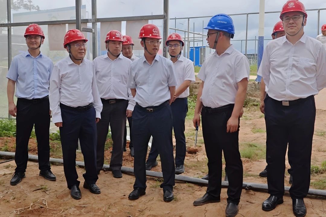鐵（廣州）投資發(fā)展有限公司總經(jīng)理王江卡一行到東源縣全域土地綜合整治一期EPC總承包項(xiàng)目調(diào)研指導(dǎo)工作.jpg
